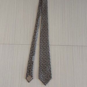 Hermes zebra print silk Tie